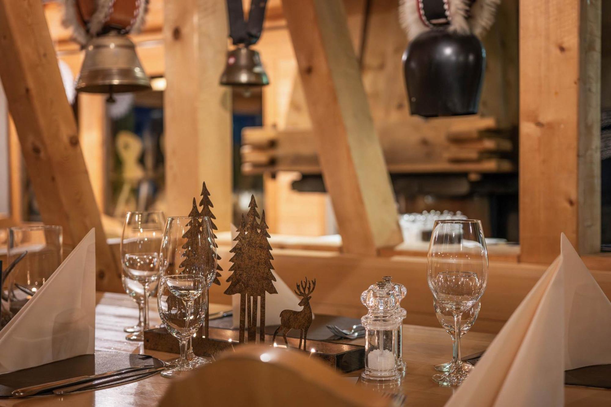 שטוז Fronalpstock Hotel & Restaurant מראה חיצוני תמונה
