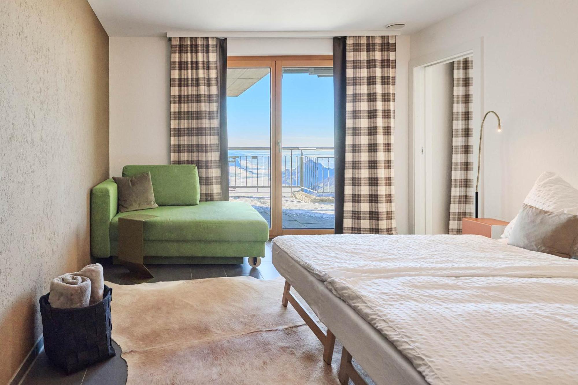 שטוז Fronalpstock Hotel & Restaurant חדר תמונה