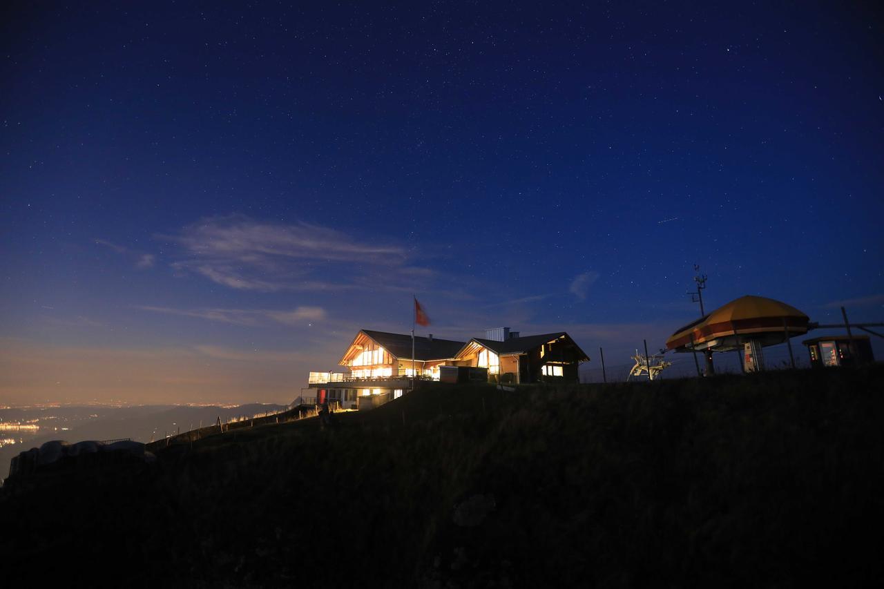 שטוז Fronalpstock Hotel & Restaurant מראה חיצוני תמונה